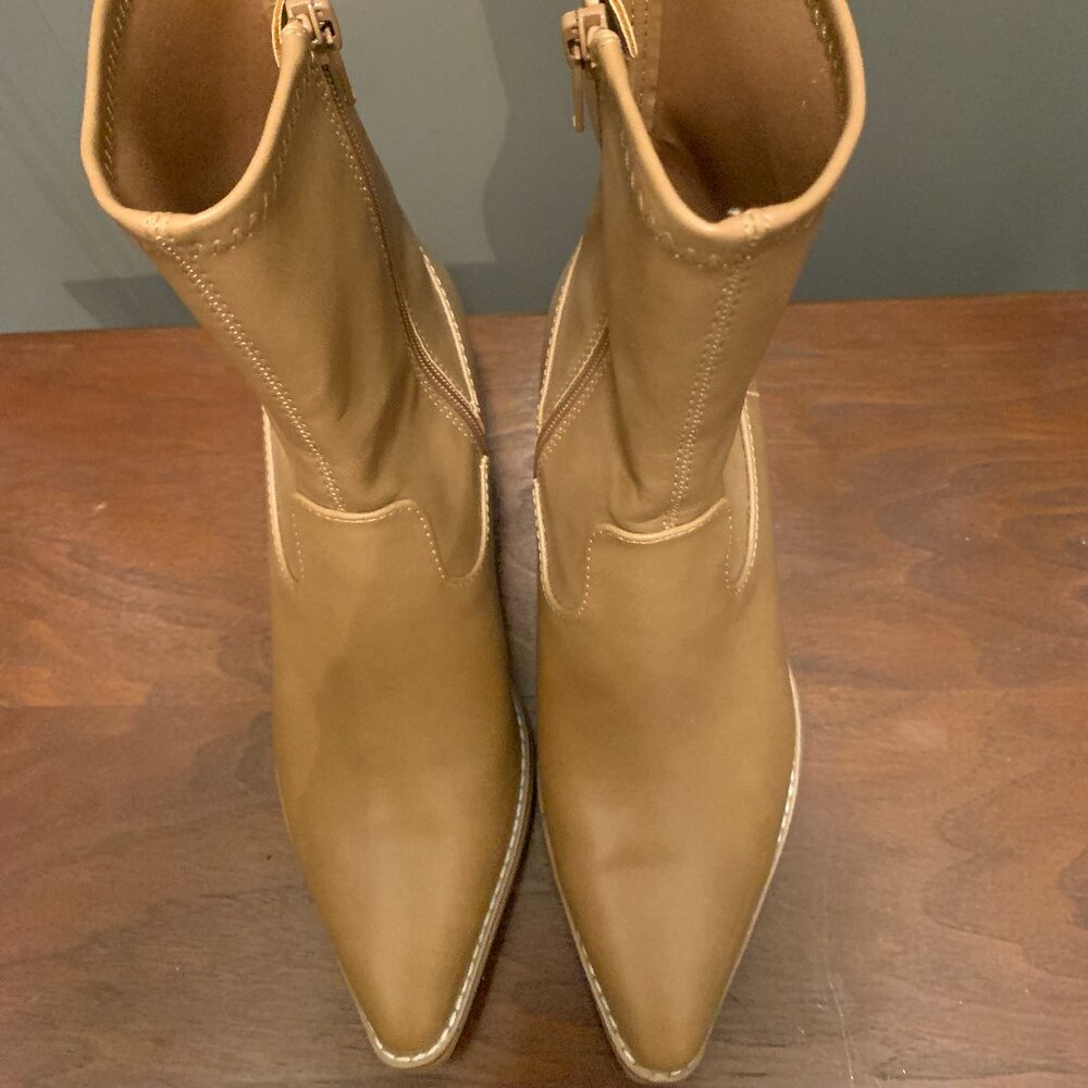 Universal Thread Women's Brown Faux Leather Zipper Ankle Boots Shoes Size 7 EUC